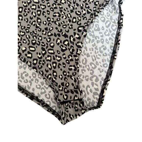 Sleeveless Leopard Bodysuit by GAZE - Picture 2 of 4
